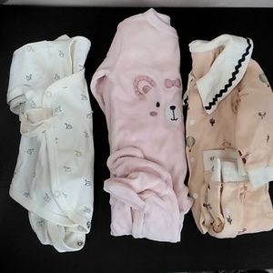 Lot of 3 - Assorted Baby Lounge/ Sleepwear Onesie Size 0-3 months